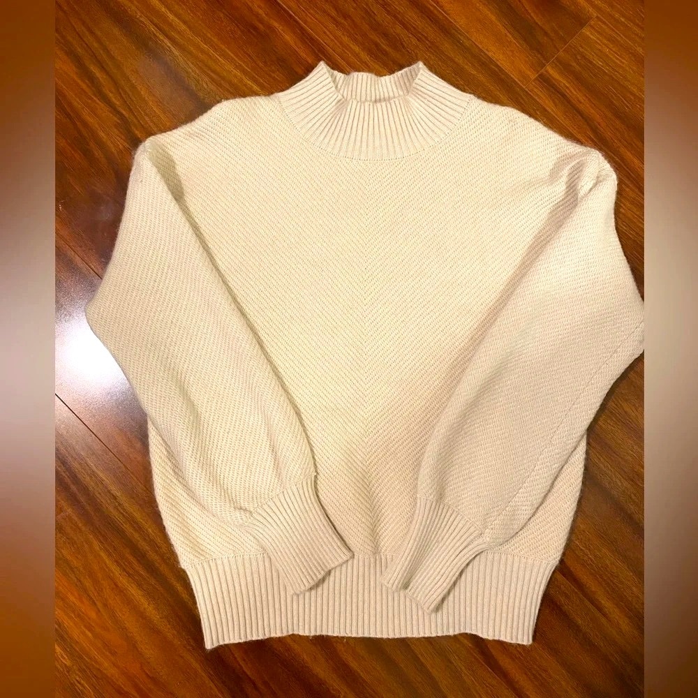 Magaschoni Turtleneck Sweater Size Large